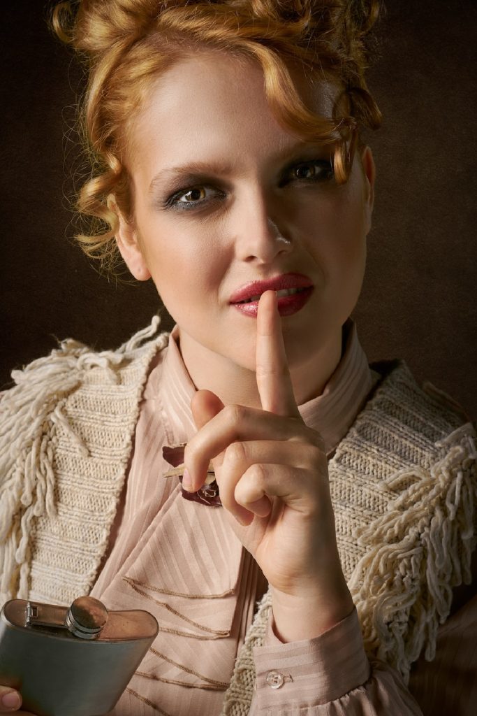 15 Things a Woman First Notices in a Man 15 Things a Woman First Notices in a Man